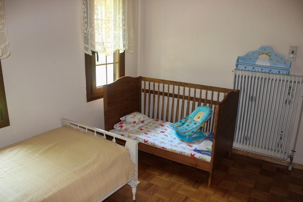 Doctors' House Mikros Prinos Villa Room photo